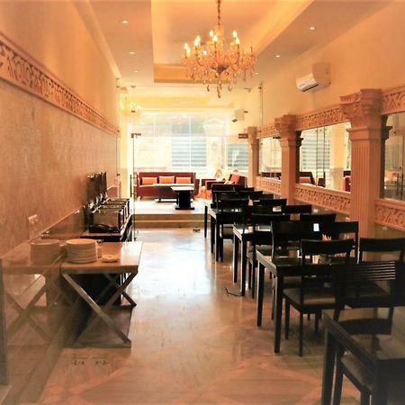 Royal Residence Iffco Chowk Γκουργκάον Εξωτερικό φωτογραφία