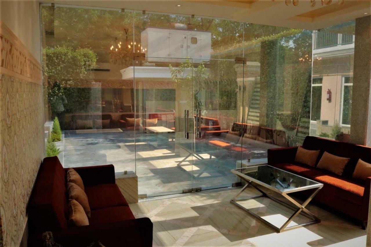 Royal Residence Iffco Chowk Γκουργκάον Εξωτερικό φωτογραφία