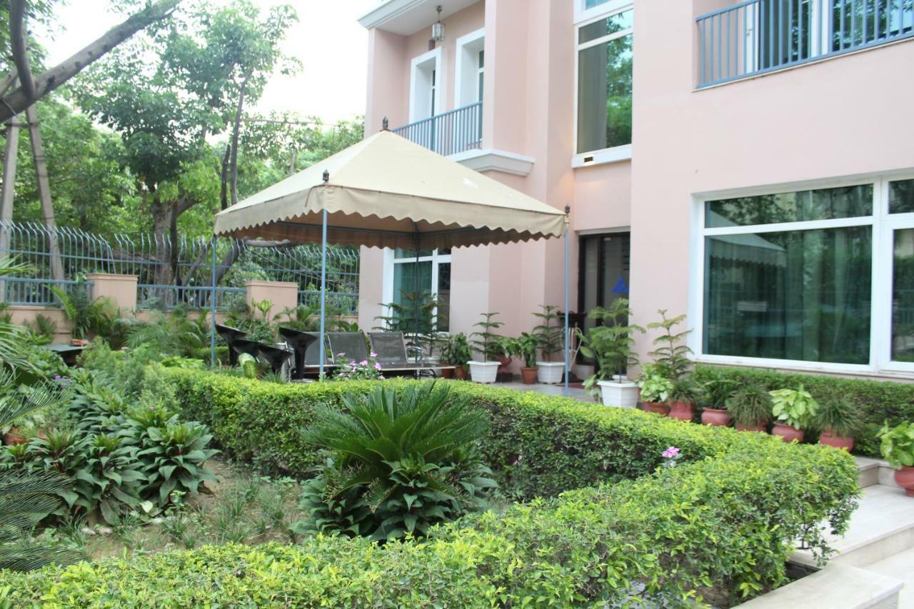 Royal Residence Iffco Chowk Γκουργκάον Εξωτερικό φωτογραφία