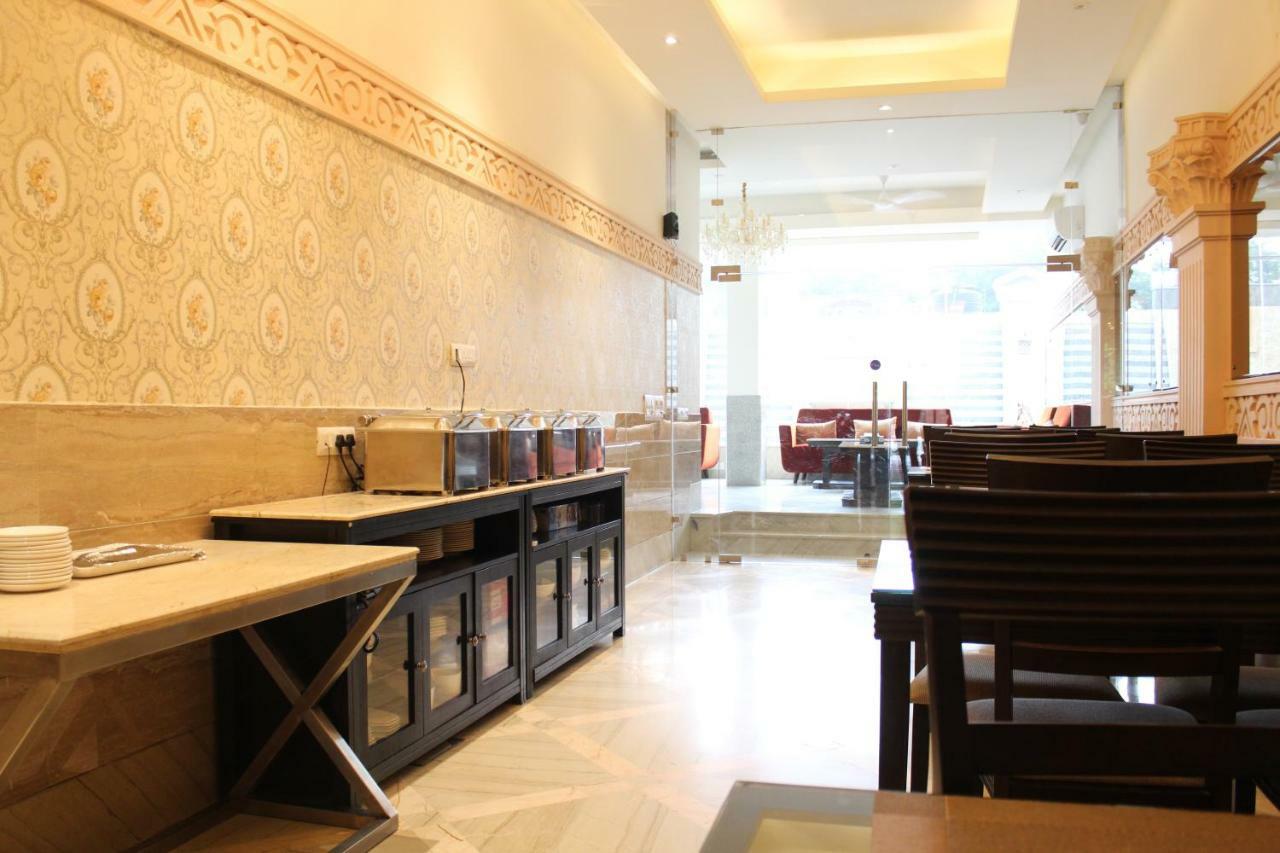 Royal Residence Iffco Chowk Γκουργκάον Εξωτερικό φωτογραφία