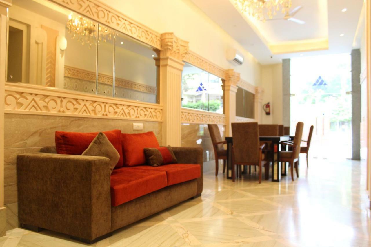 Royal Residence Iffco Chowk Γκουργκάον Εξωτερικό φωτογραφία