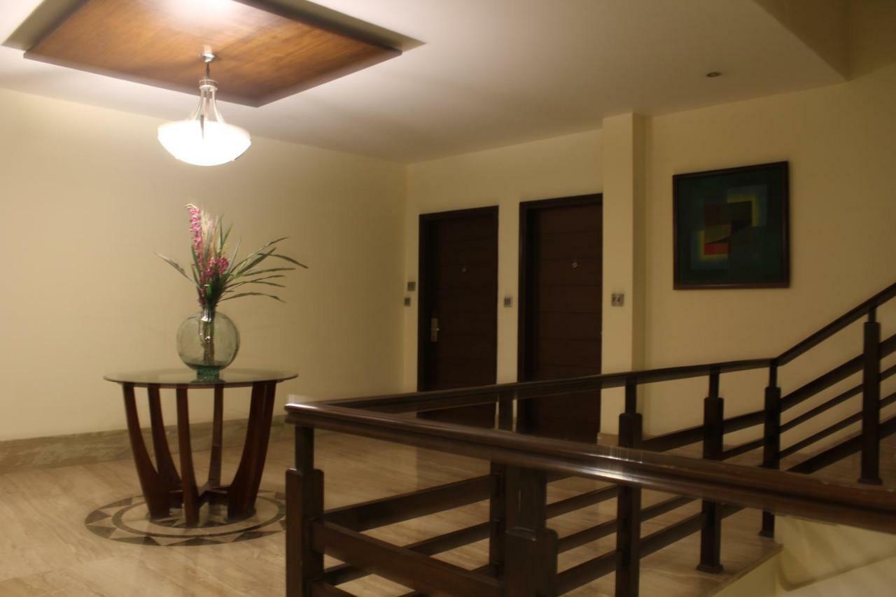 Royal Residence Iffco Chowk Γκουργκάον Εξωτερικό φωτογραφία