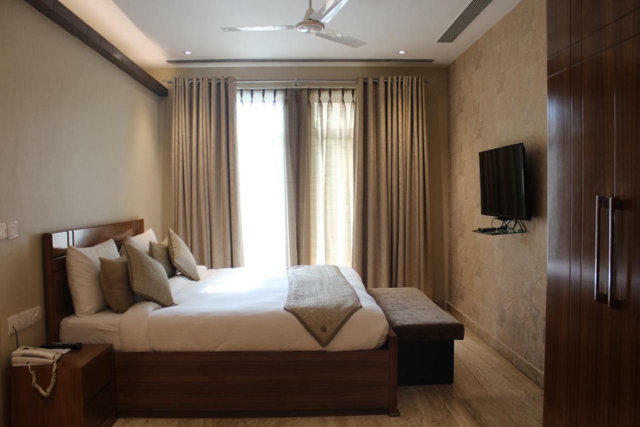 Royal Residence Iffco Chowk Γκουργκάον Εξωτερικό φωτογραφία