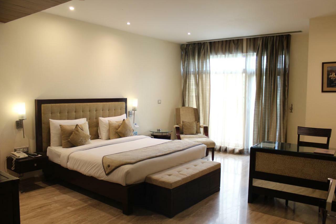Royal Residence Iffco Chowk Γκουργκάον Εξωτερικό φωτογραφία