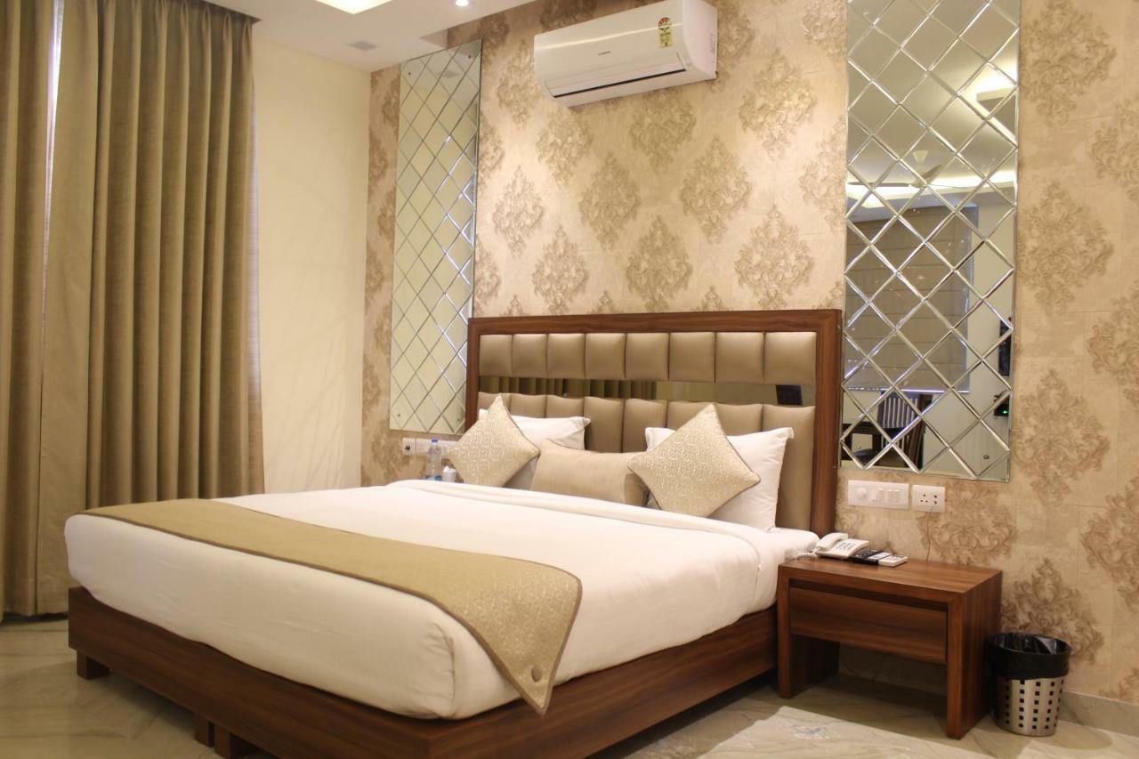 Royal Residence Iffco Chowk Γκουργκάον Εξωτερικό φωτογραφία