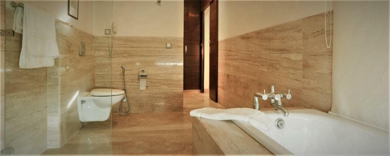 Royal Residence Iffco Chowk Γκουργκάον Εξωτερικό φωτογραφία